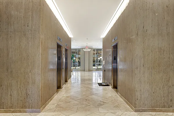 Sold by Damico Group Real Estate | media 23