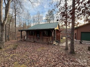 585 Cabin Cove Ln, Moravian Falls, NC 28654