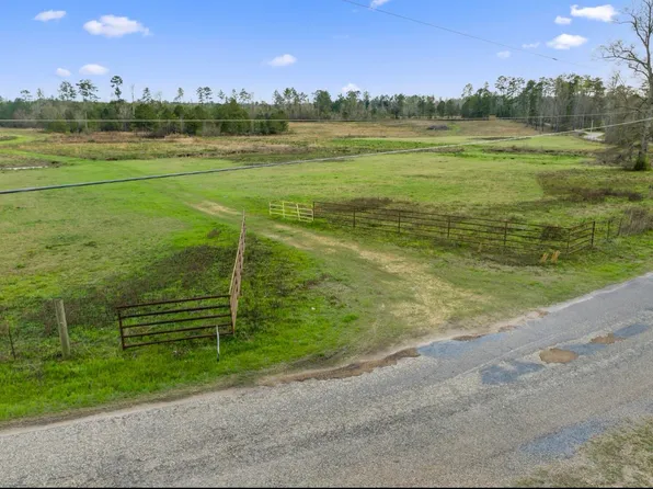7 Firetower Rd, Columbia, MS 39429