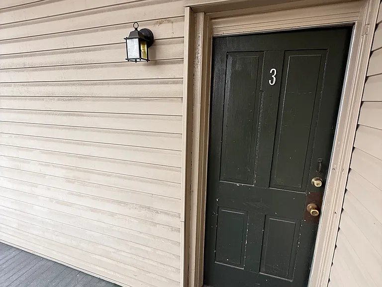 50 E Main St #3 — Photo 8