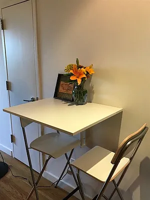 Rented by Medrash Realty | media 22