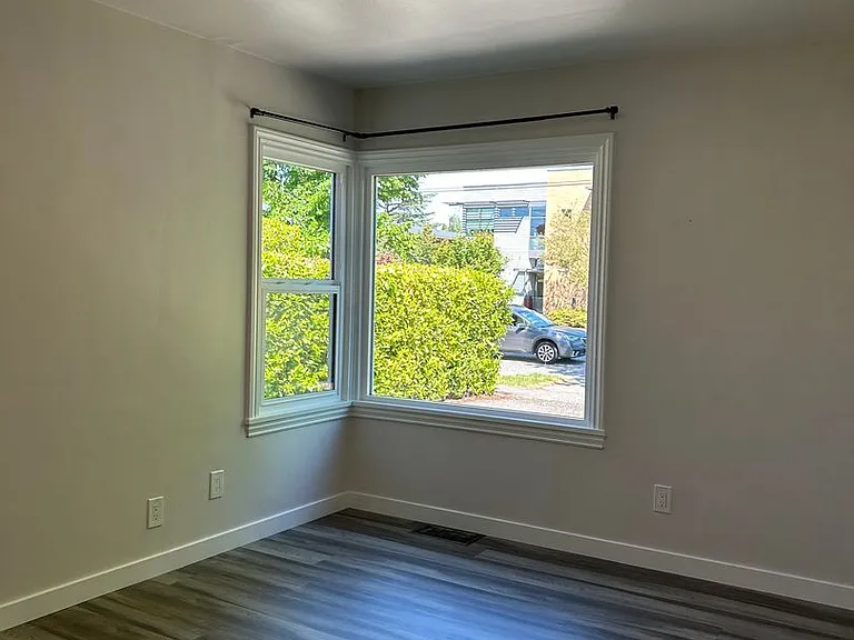 6023 35th Ave SW — Photo 6