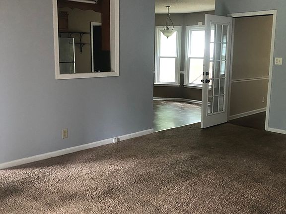 3rd image of 1067 Biltmore Pl