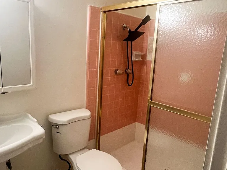 826 Harvard, LLC — Photo 12