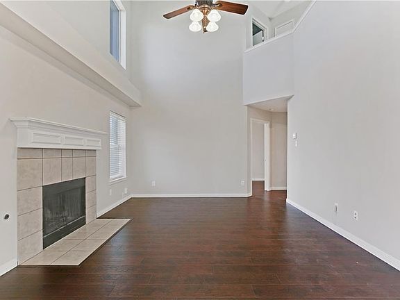 2nd image of 9212 Nightingale Dr