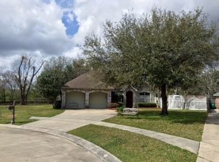 34 Chalstrom Dr, River Ridge, LA 70123