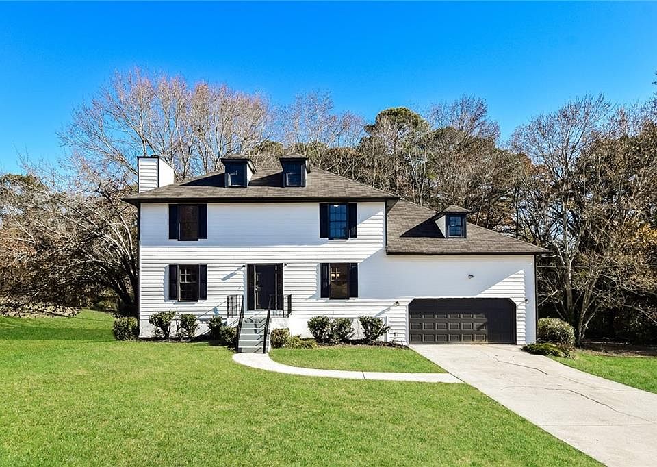 1st image of 2542 Oak Grove Ln
