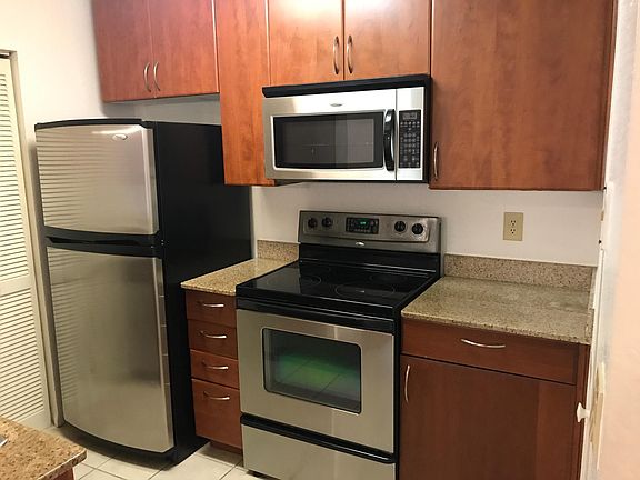 2nd image of 11544 Westwood Blvd APT 1313