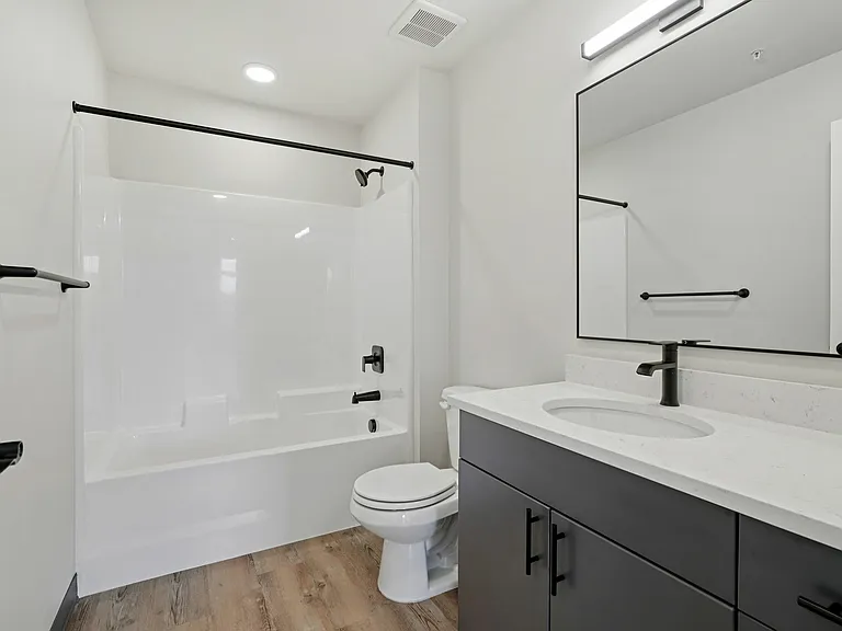 Cartwright Apartments — Photo 60