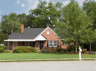 310 Retreat St, Westminster, SC 29693