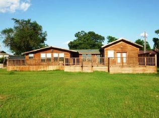 1129 Airport Rd, Graford, TX 76449