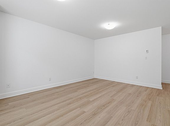 4th image of 18262 70th Ave #D604