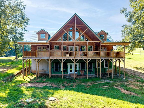 3rd image of 93 Valley View Ct