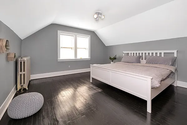 Sold by Trebach Realty | media 23