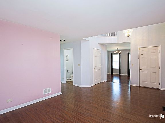 5th image of 2392 N Salem Ln