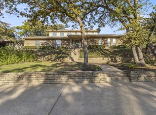 2707 Lincoln Dr, Arlington, TX 76006
