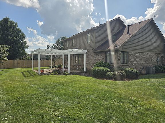4th image of 903 Corey Ln