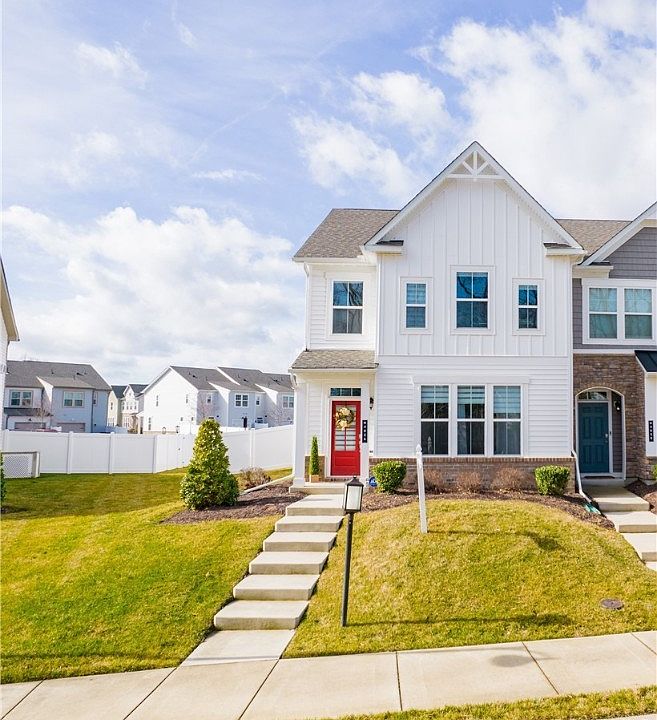 1st image of 4026 Rivermere Ln