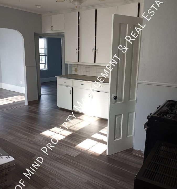 25 Rivulet St 3F, Woonsocket, RI 02895 Zillow