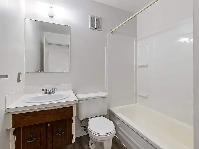1411 Ashgrove Rd S — Photo 25