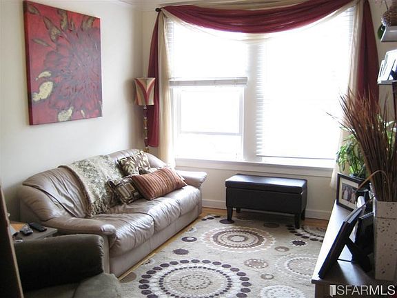 2nd image of 2506 Polk St