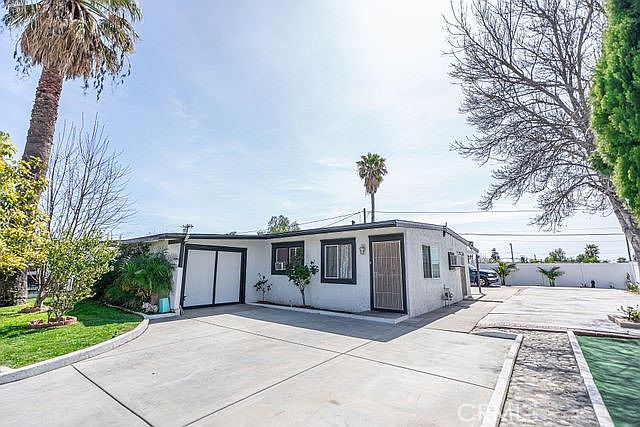 1st image of 22387 Bertie Ave