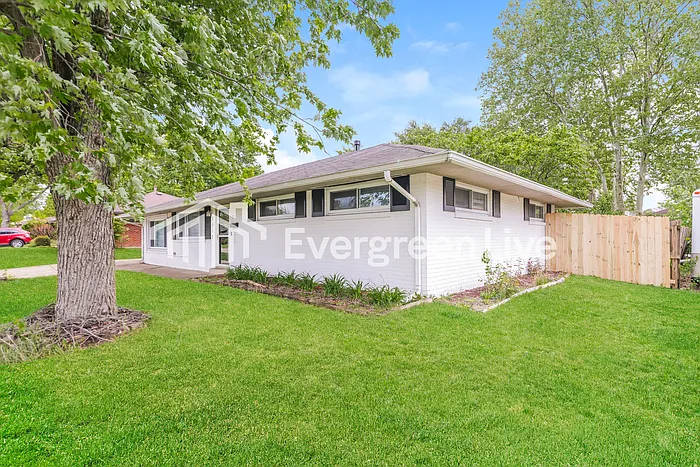 5512 Shady Oak St — Photo 2