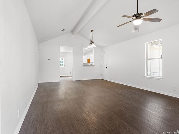 4th image of 2818 S ROSARY ST