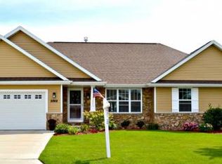 2868 Chrystella Dr, Menasha, WI 54952