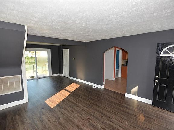 3rd image of 3605 Sharpley Ave