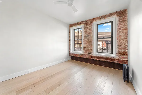 Sold by Compass | media 6