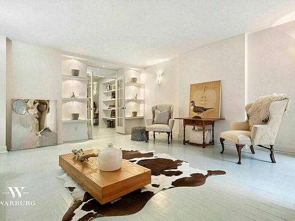 3rd image of 18 W 68th St APT 1A