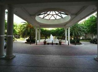 3000 Island Blvd #325, Aventura, FL 33160