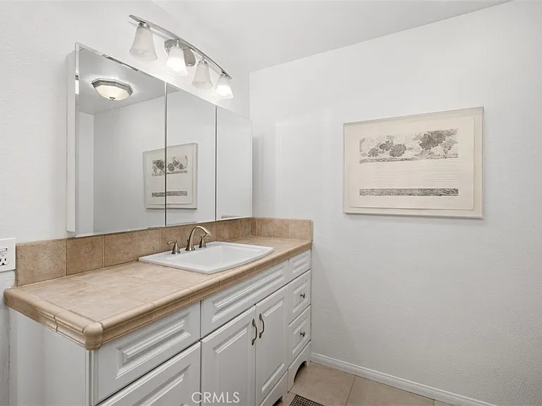 420 Avenue Castilla #B — Photo 19