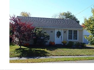 20 Nash St, Bangor, ME 04401