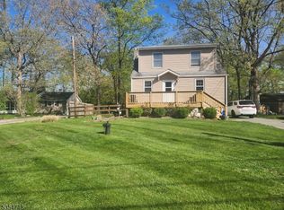 20 Mudtown Rd, Wantage, NJ 07461
