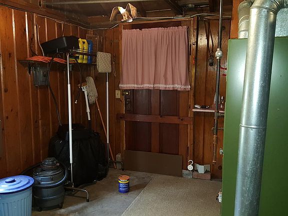 5th image of 2631 N. Us 23