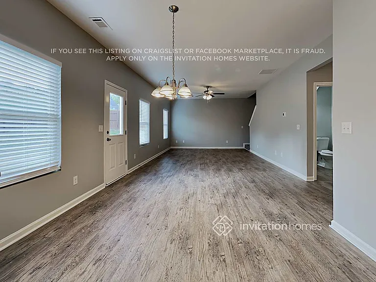 14 Bartlett Dr — Photo 7