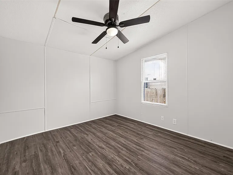 20306 Mountaindale Dr — Photo 23