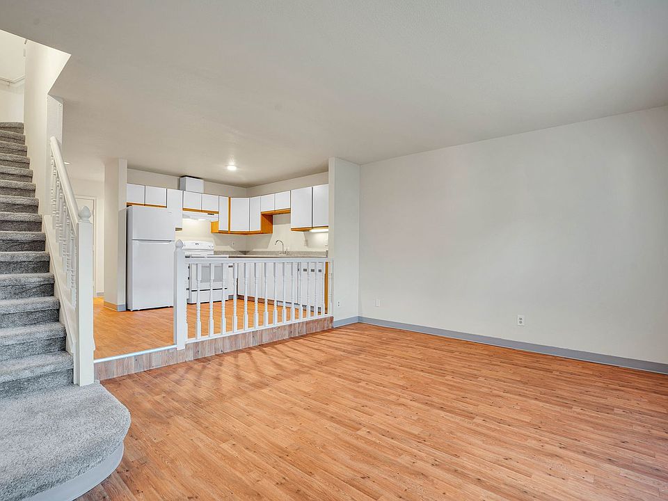 1st image of 4380-4390 SE 122nd Ave #150-07