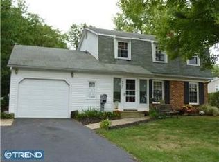 804 Upton Way, Somerdale, NJ 08083
