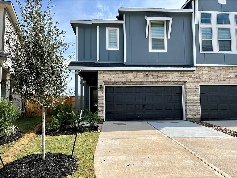 5719 Foggy Vine Ct — Photo 3