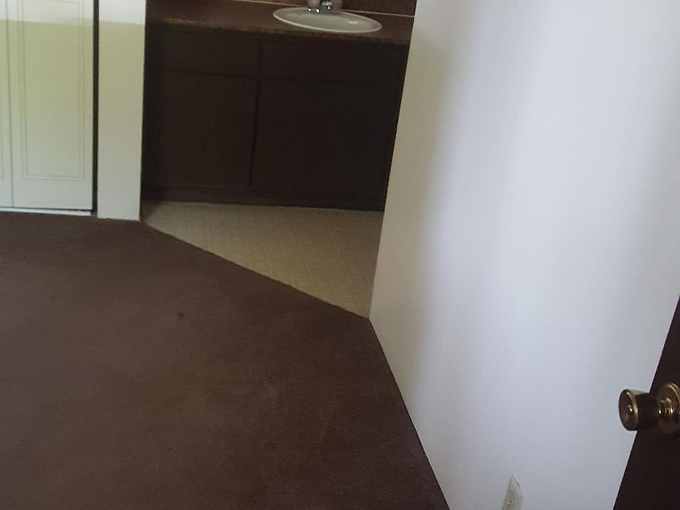2nd image of 155 Corliss Ln APT 16