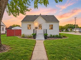 233 5th Ave NE, Osseo, MN 55369