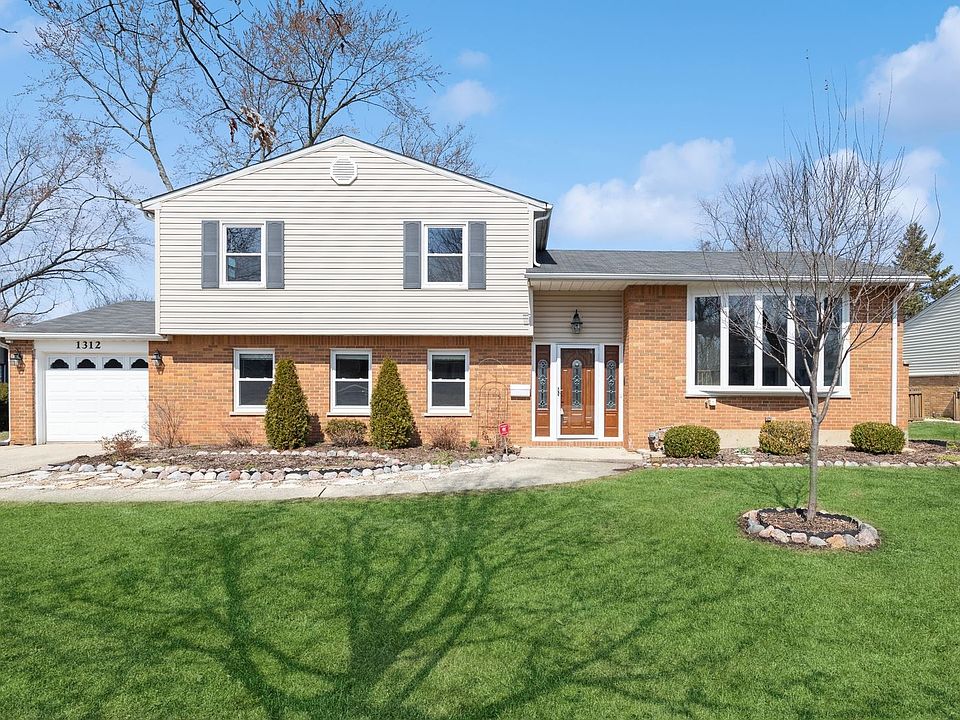 1st image of 1312 E Joan Dr