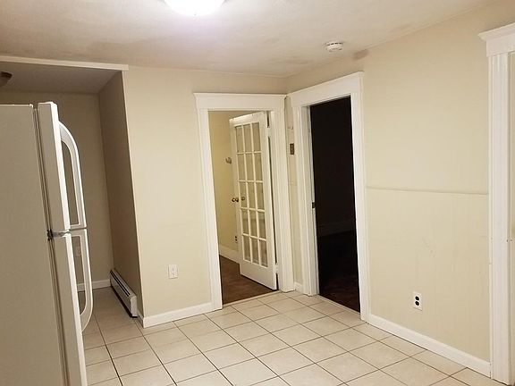 5th image of 12 Winthrop St #1