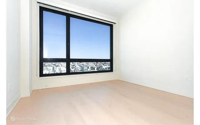 Rented by Douglas Elliman | media 25