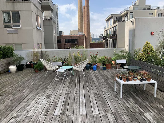 Rented by Flatiron Real Estate Advisors LLC | media 26