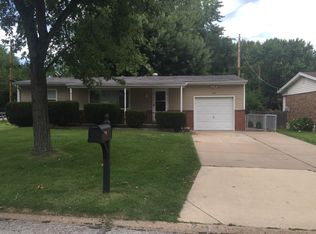 793 Southshire Dr, Saint Louis, MO 63125