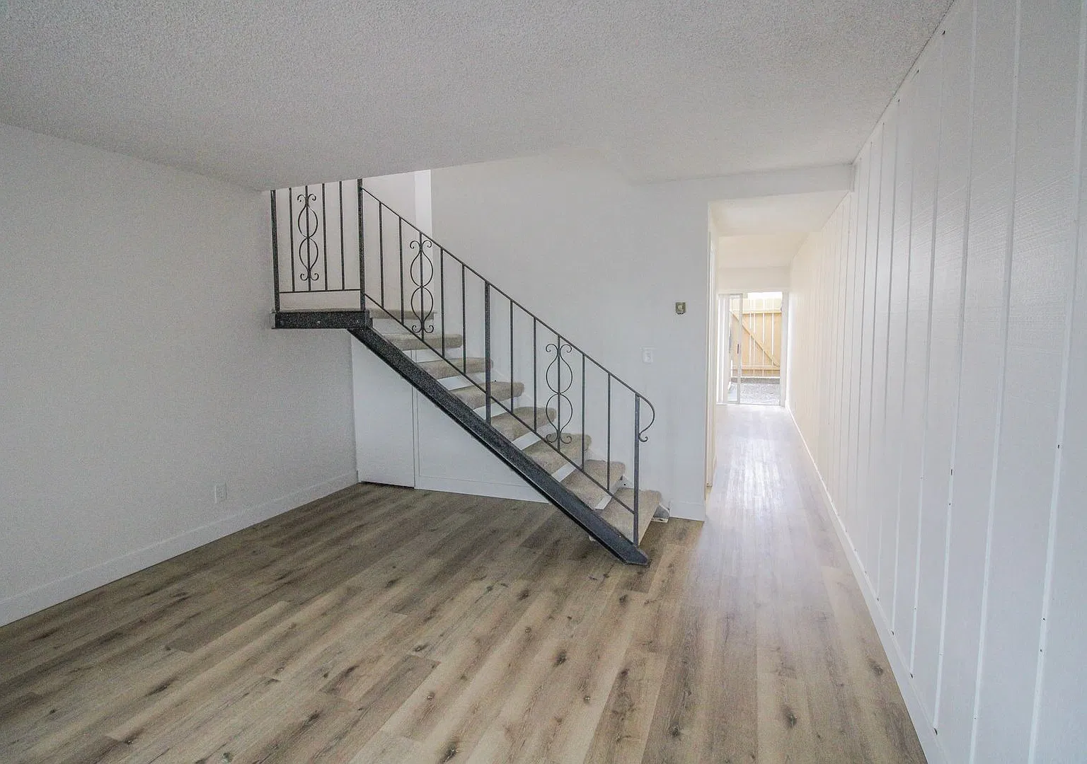 2 Bed, 1.5 Bath SLO Townhouse — Photo 3